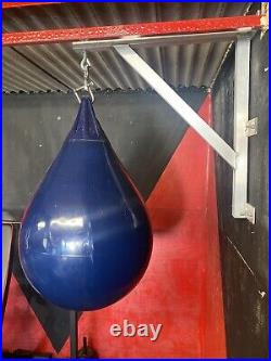 22 Aqua Punch Bag With bracket And Chain
